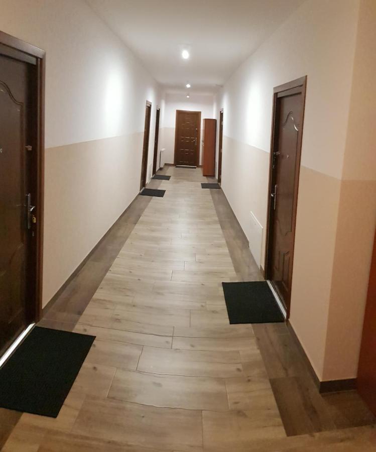 Apartament Manhattan Mielec Buitenkant foto